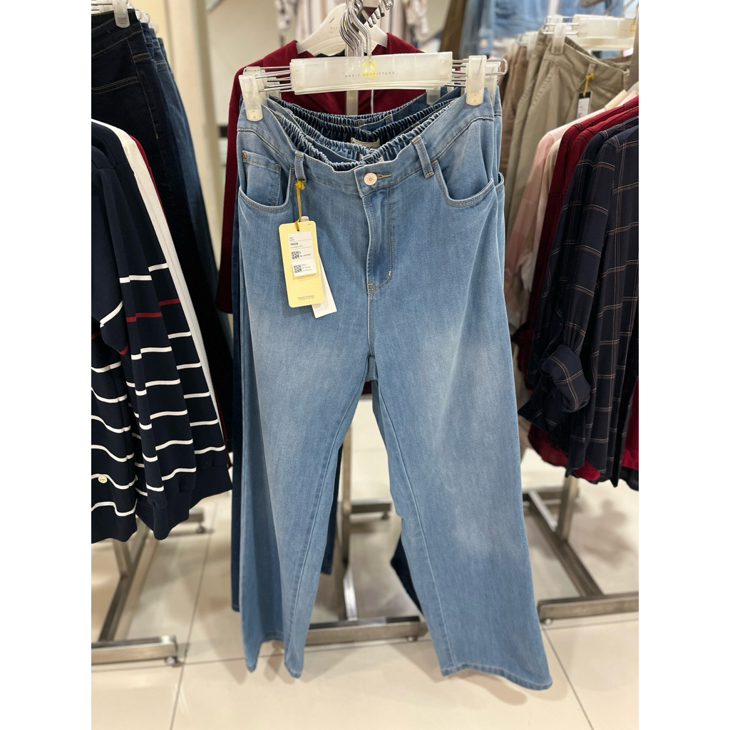 C2 CELANA JEANS STRAIGHCUT BOYFRIEND NEW ARRIVAL