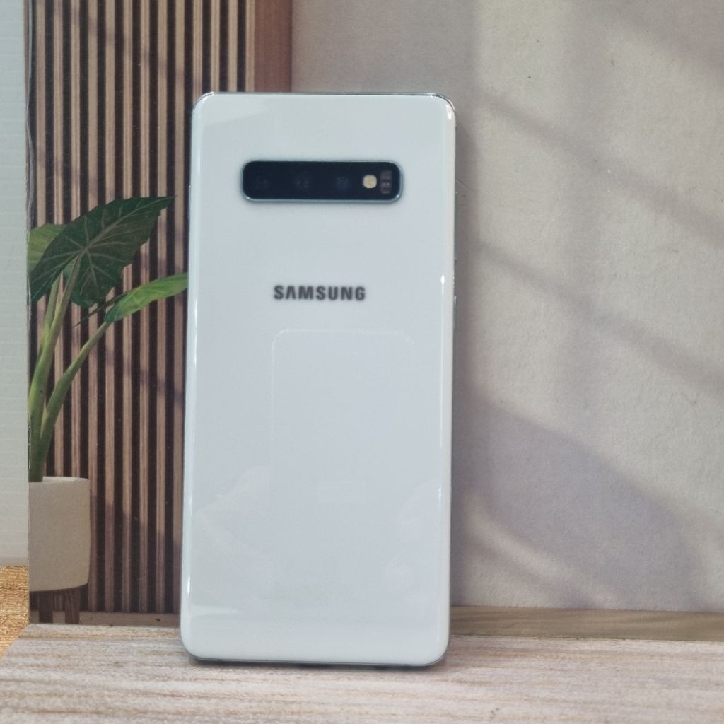 Samsung Galaxy S10 Plus Garansi Resmi