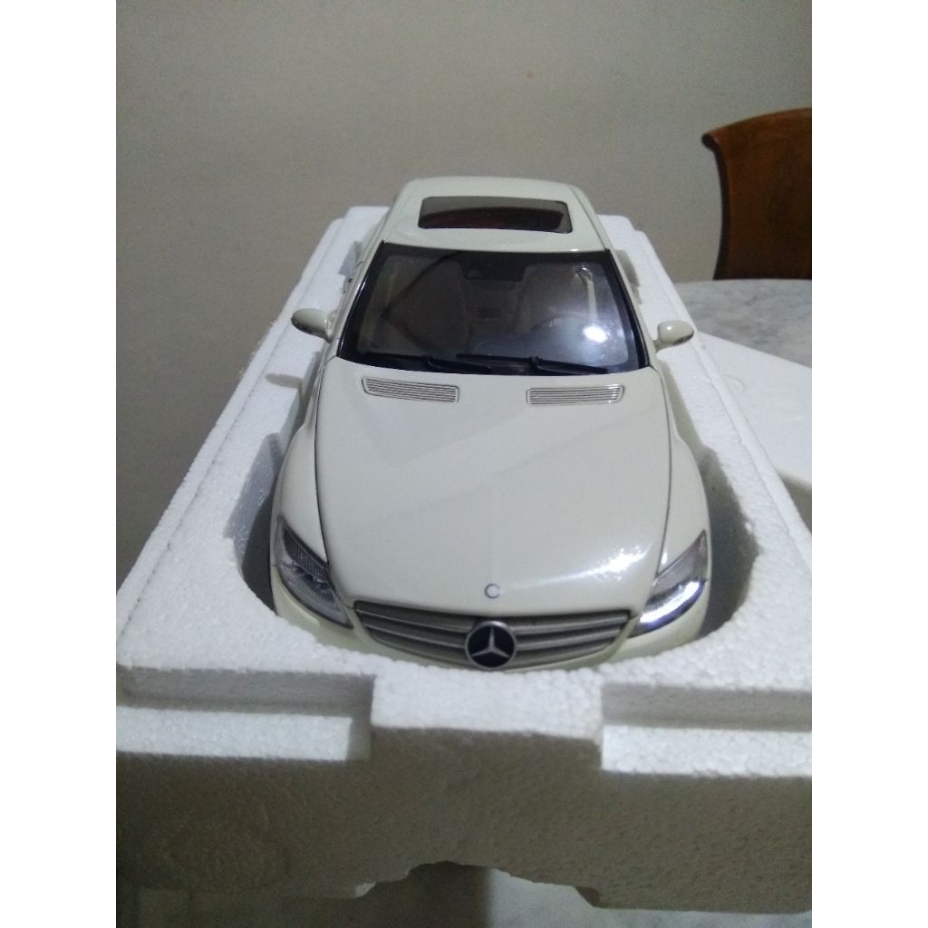 Autoart Mercedes-Benz Cl Klasse White