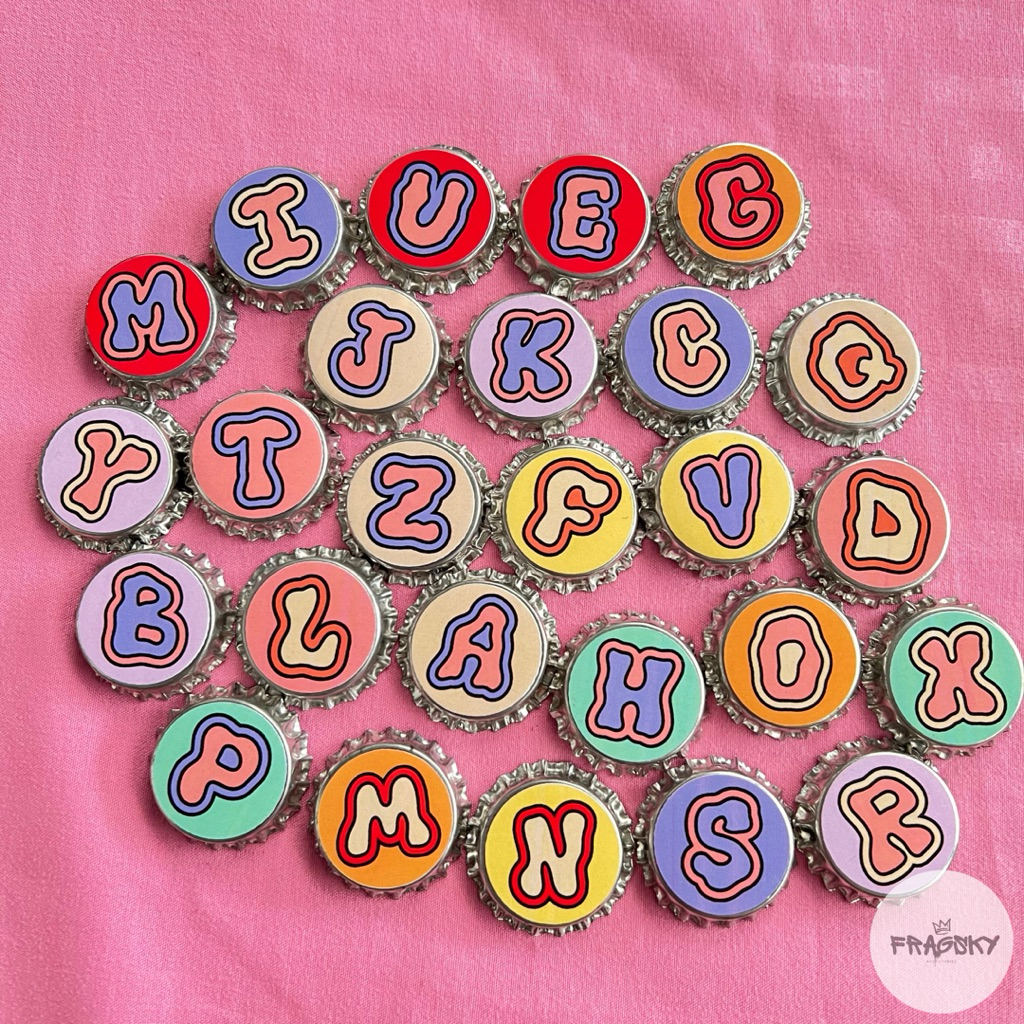 Fragsky - Pin Tutup Botol Bros Premium Ukuran 30mm Gambar Abjad Huruf Alfabet Inisial Meleleh Aesthe