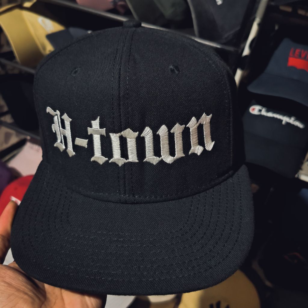 Snapback new era x H-Town
