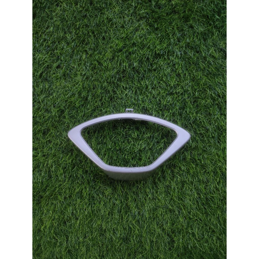 ORIGINAL COPOTAN LIS COVER BATOK TOTOK BELAKANG LIS COVER SPEDOMETER KILOMETER SUPRA X 125 LAMA SUPR