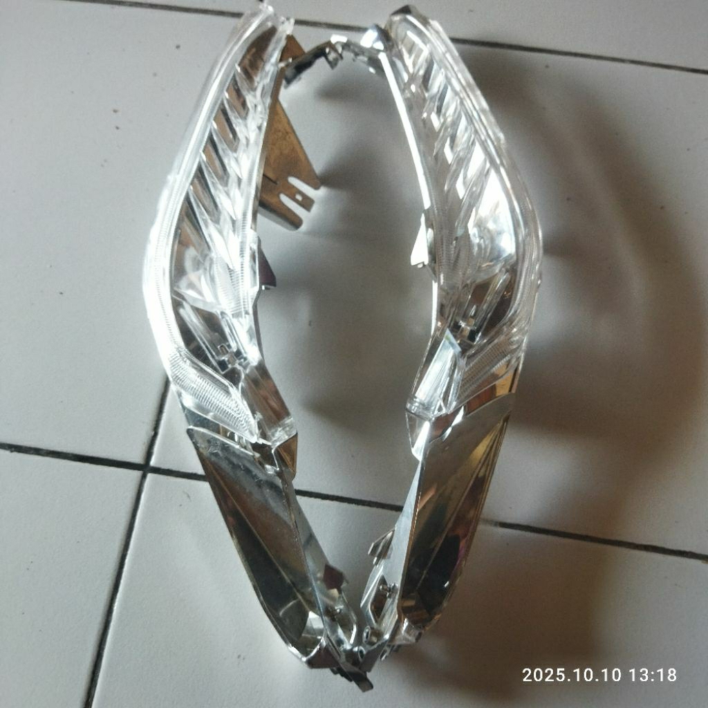 Reflektor plus mika alis lampu depan Honda Vario 125 new Vario 150 new original