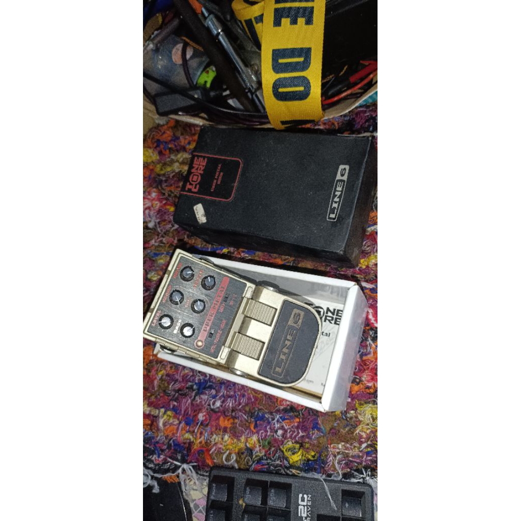 efek gitar Line 6 Ubermetal, normal