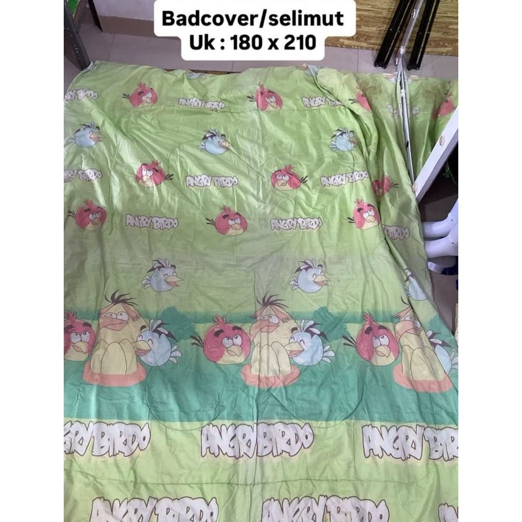 PL Selimut Bedcover Motif Hijau Angry Bird UK 180x210 Cm