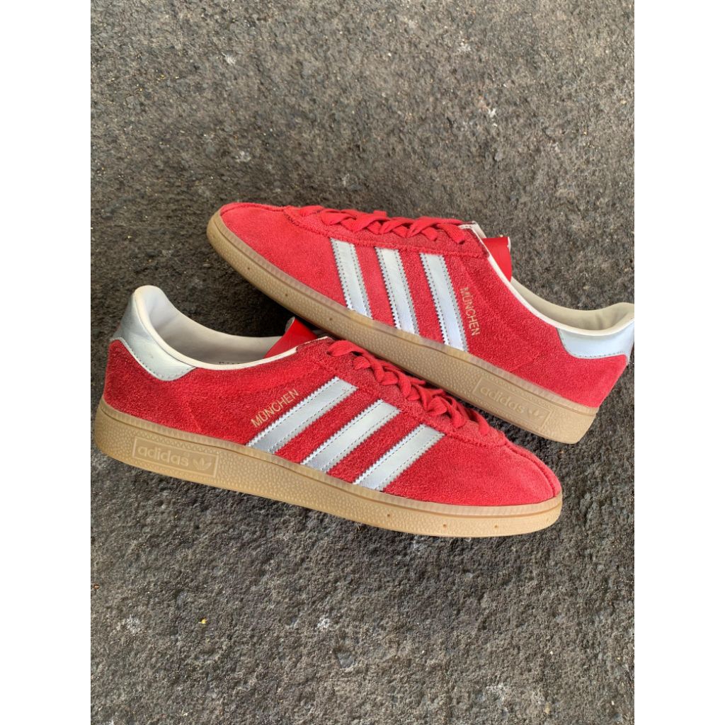 Adidas munchen red scarlet