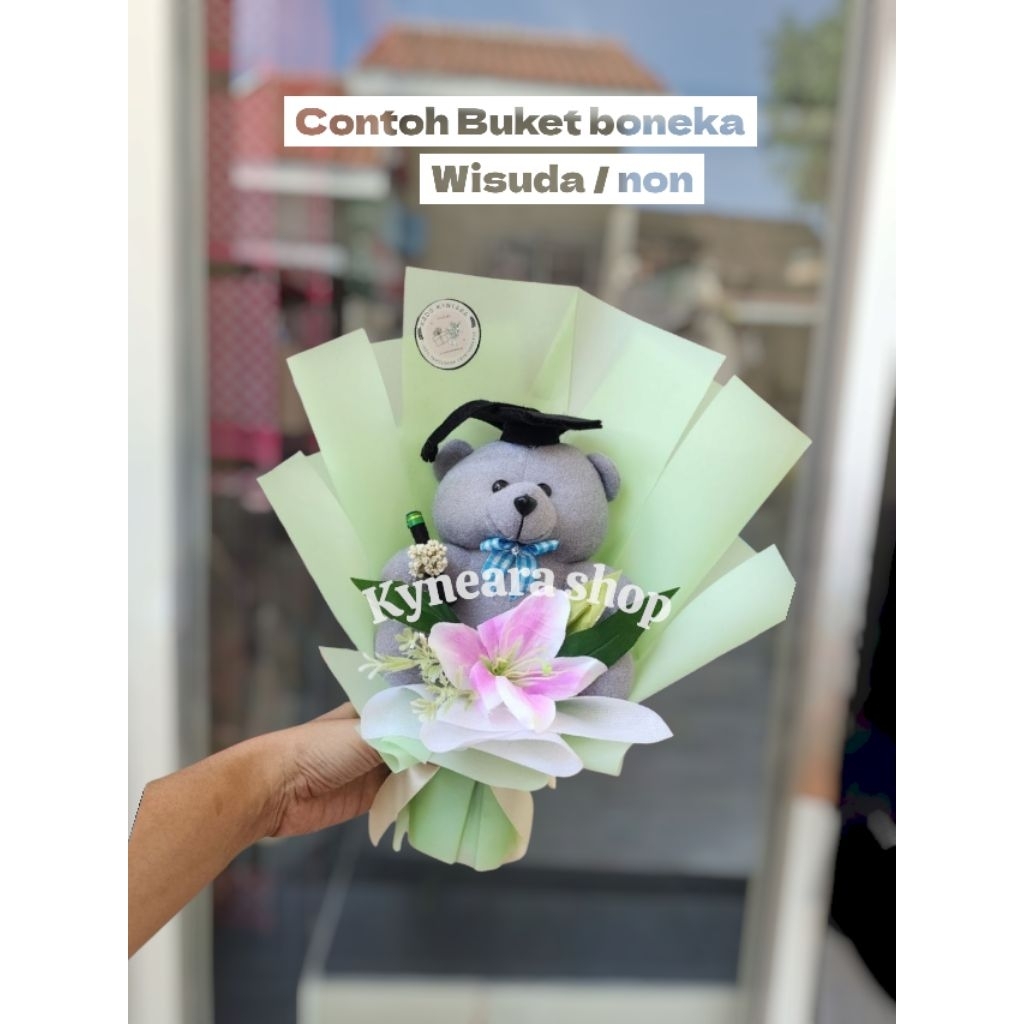 buket boneka beruang wisuda Mini atau kecil cocok untuk graduation sekolah atau purnawiyata