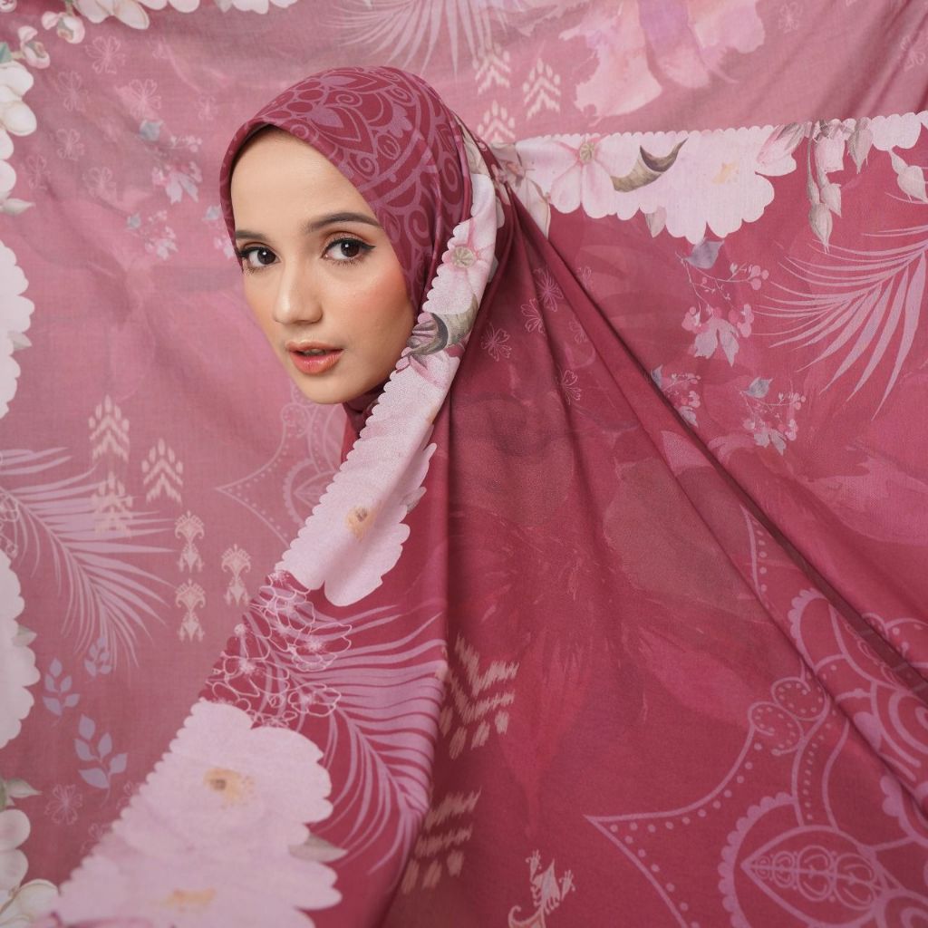 AVC Hijab Segi Empat 115x115 Voal Motif