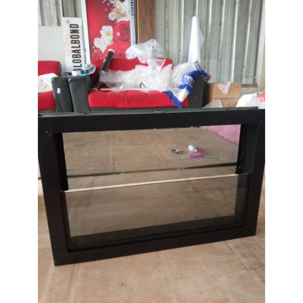 boven zigzag/ boven kamar mandi/ boven agin angin/jendela galvalum