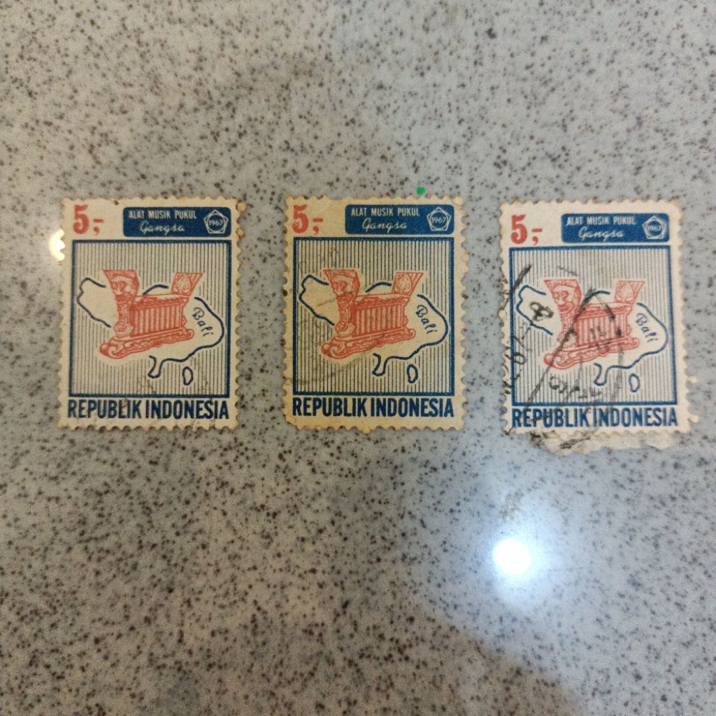 3 biji Perangko prangko used Indonesia seri alat musik pukul Gangsa tahun 1967 senilai 5 rupiah