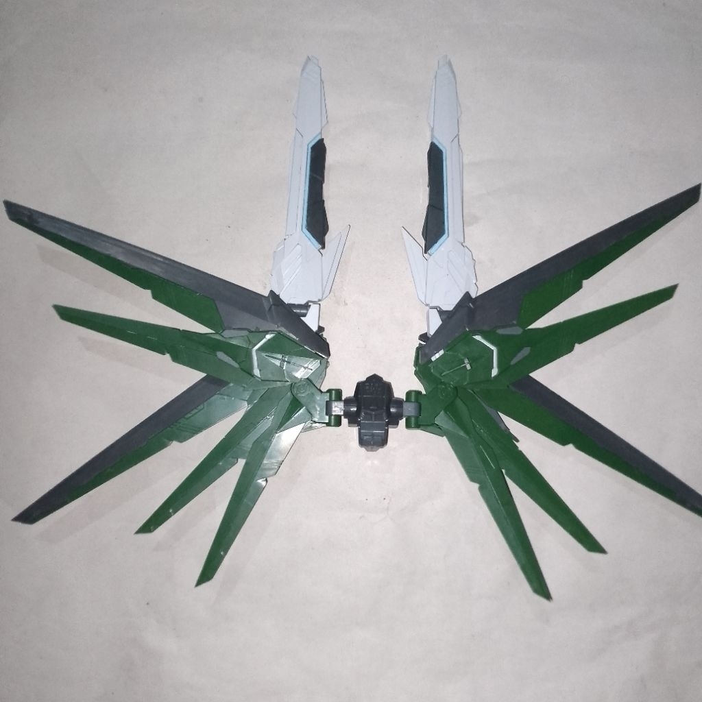 MG 1/100 Gundam Freedom part Backpack (KW, Bekas)