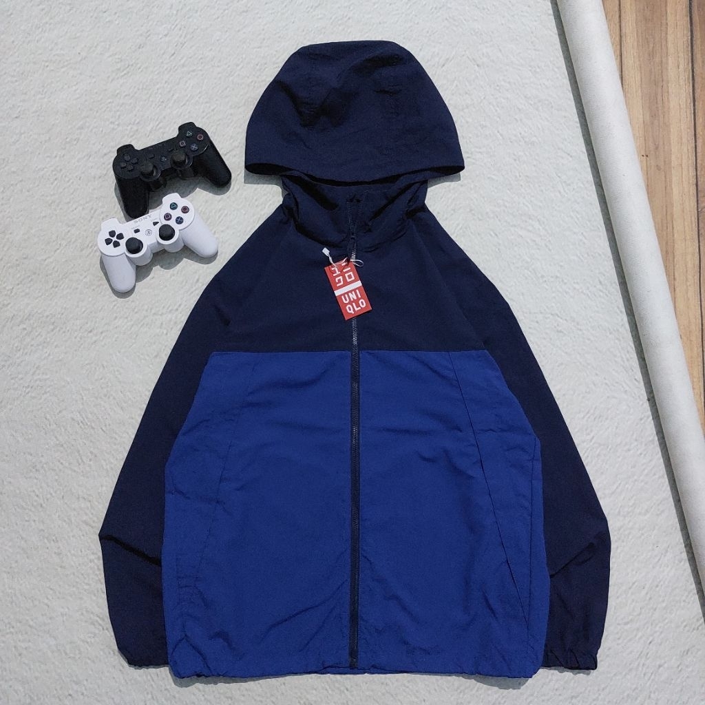 Jaket Outdoor UNIQLO Packable