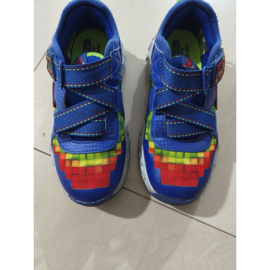 Skechers x Lego Preloved