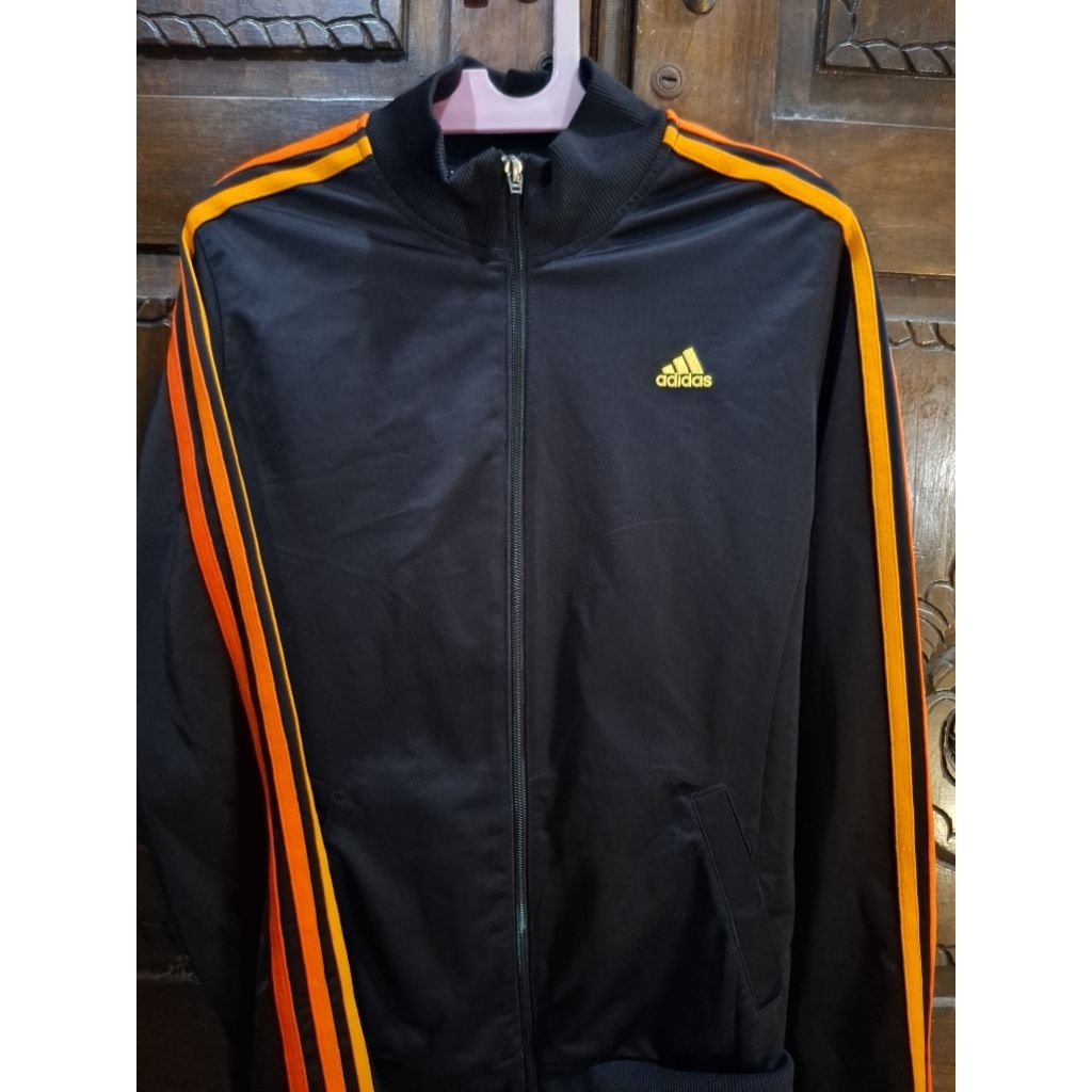 Tracktop Adidas second