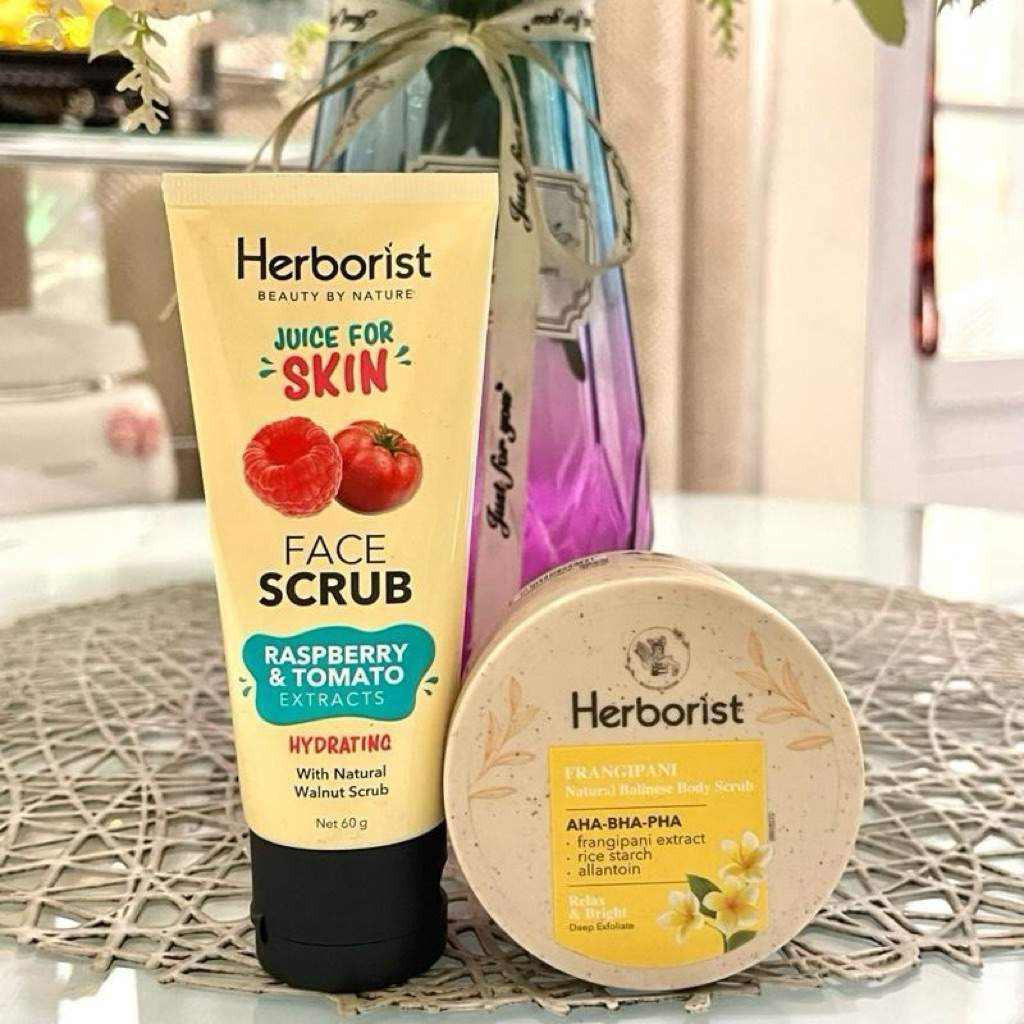 PAKET Herborist Face Scrub Raspberry&Tomato 60 gr + Herborist Frangipani Natural Balinese Body Scrub