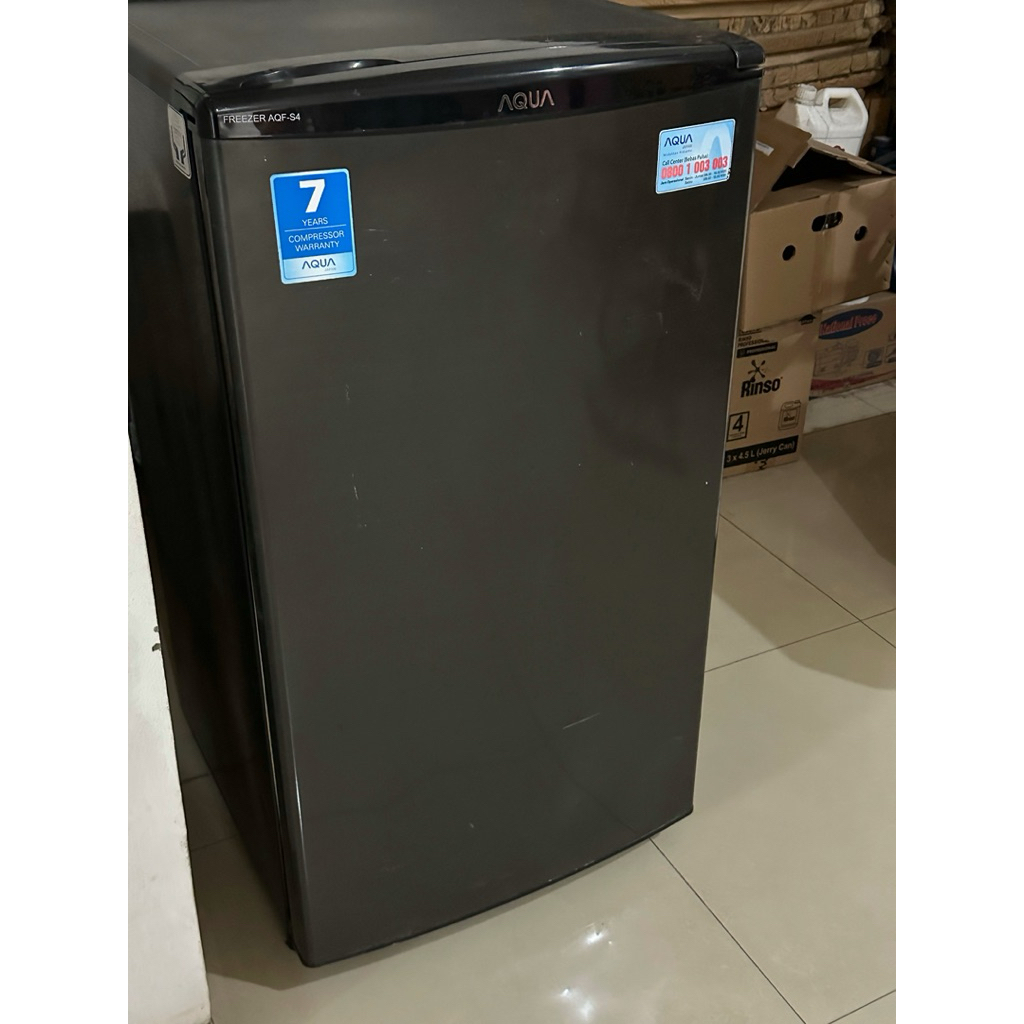 Preloved Freezer ASI merk AQUA AQF-S4