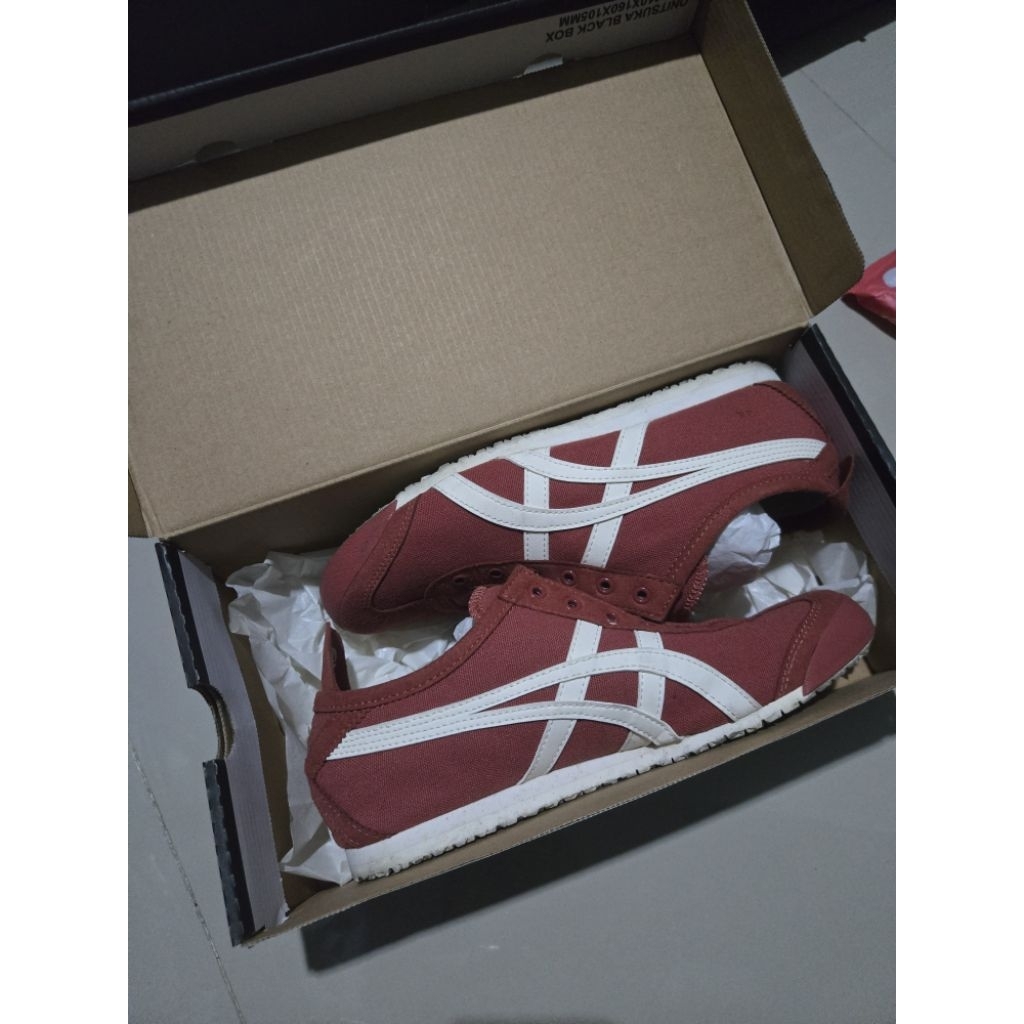 Onitsuka Tiger Mexico 66 Slip On Preloved