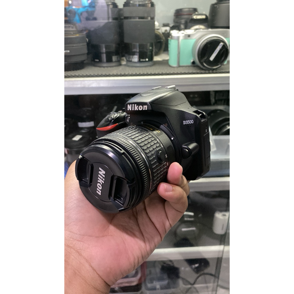 Nikon D3500