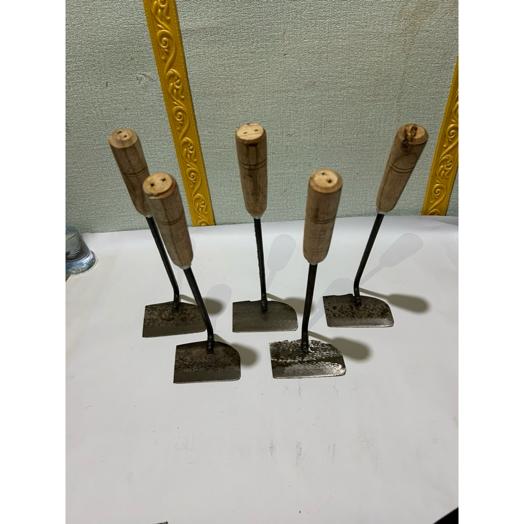 Cangkul kored Cangkul taman gagang besi kayu baja