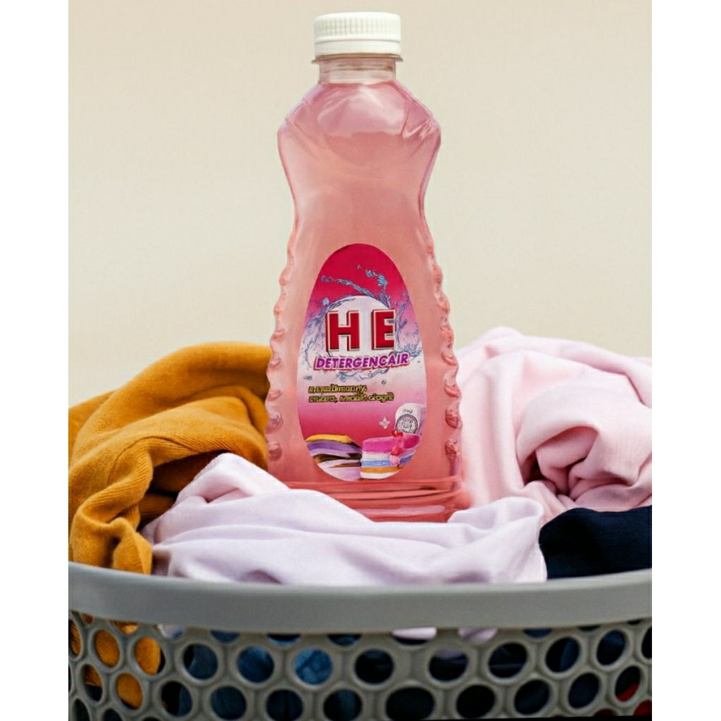 H E  DETERGENT LAUNDRY WANGI AKASIA