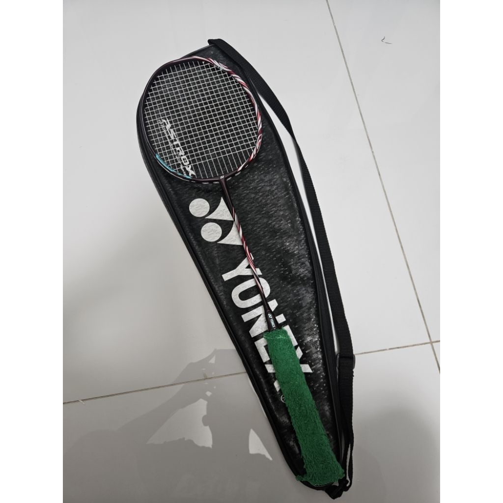 raket yonex astrox 100zz 3u