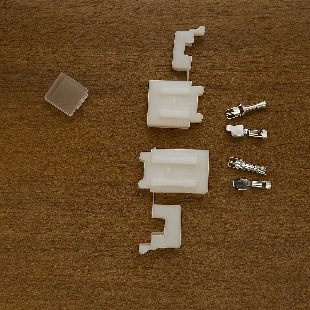 Rumah Box Sekring Mini/Kecil + Skun - Untuk Motor / Mobil