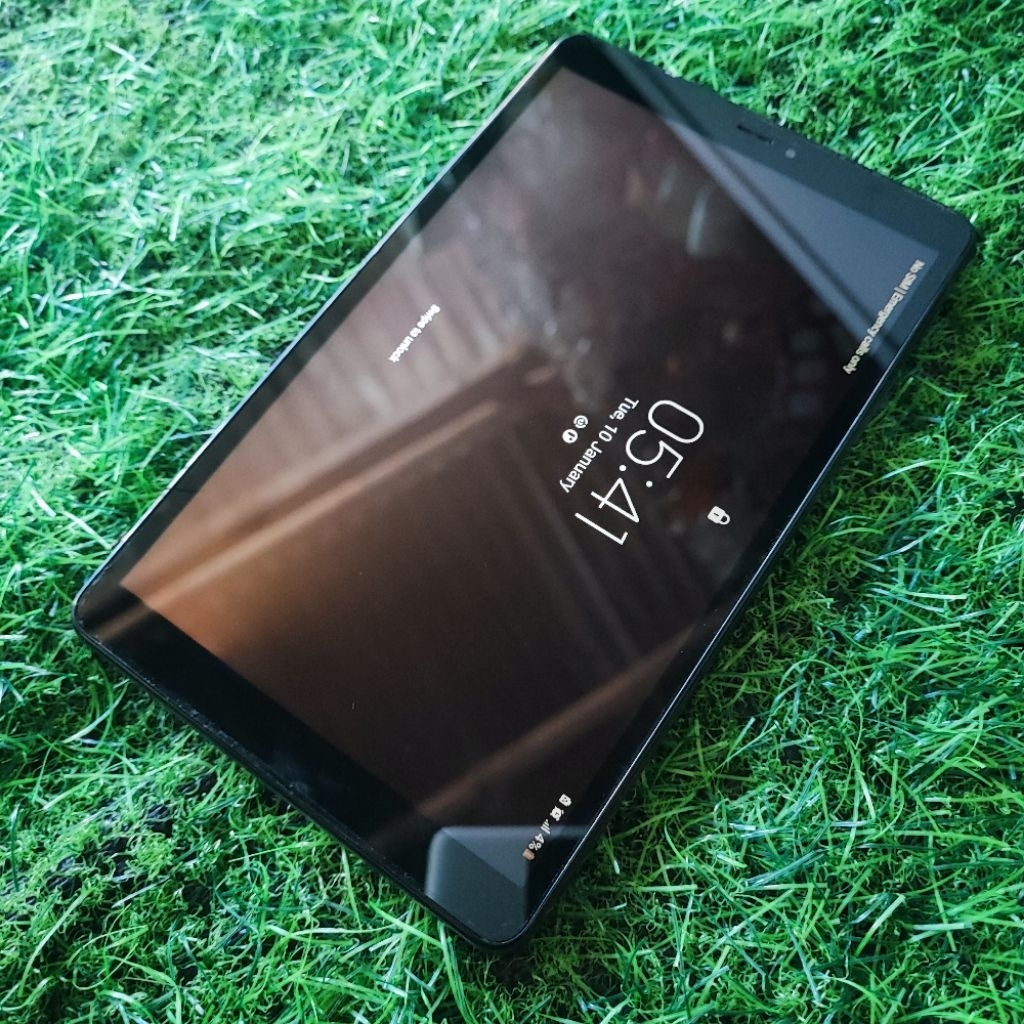 Tab Samsung A8 SM-P205 Second Kondisi Hidup Minus LCD