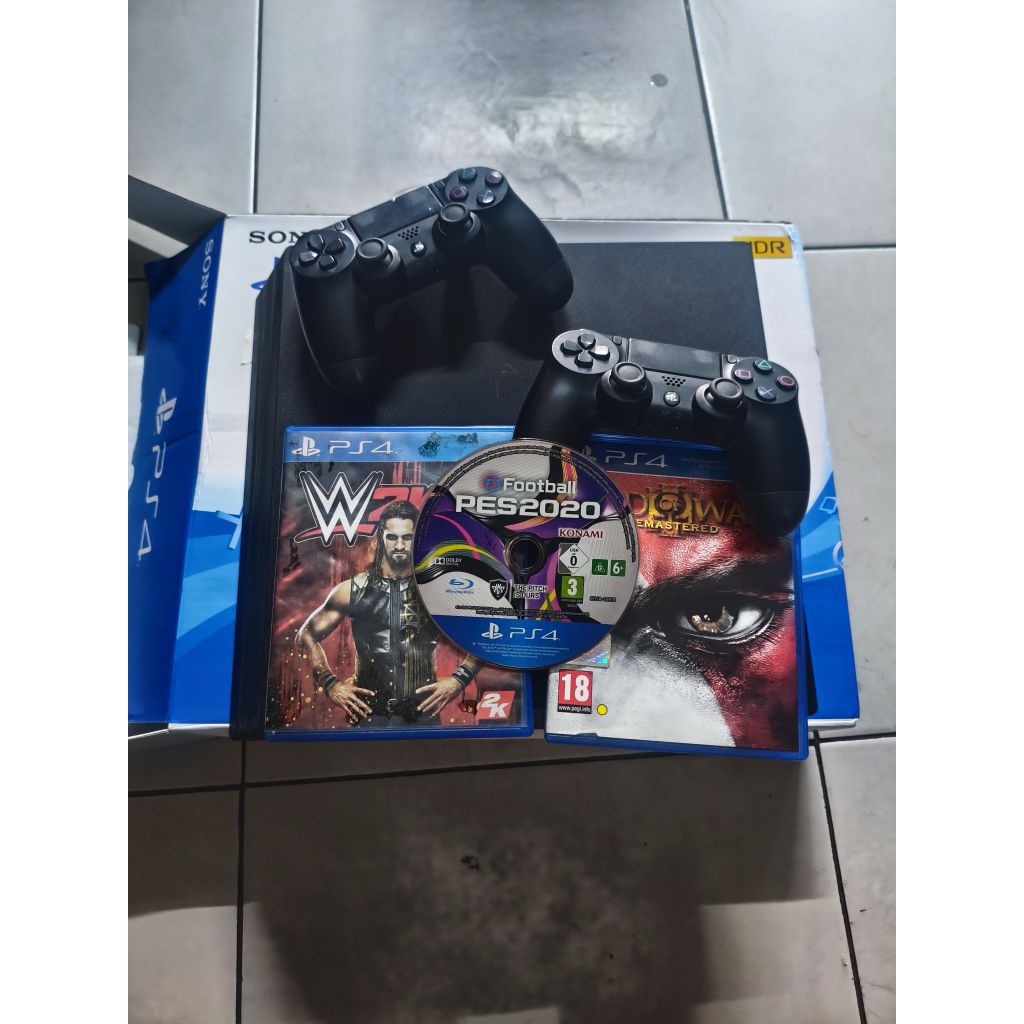 PLAYSTATION 4 PRO 1 TB OFW SECOND SEGEL
