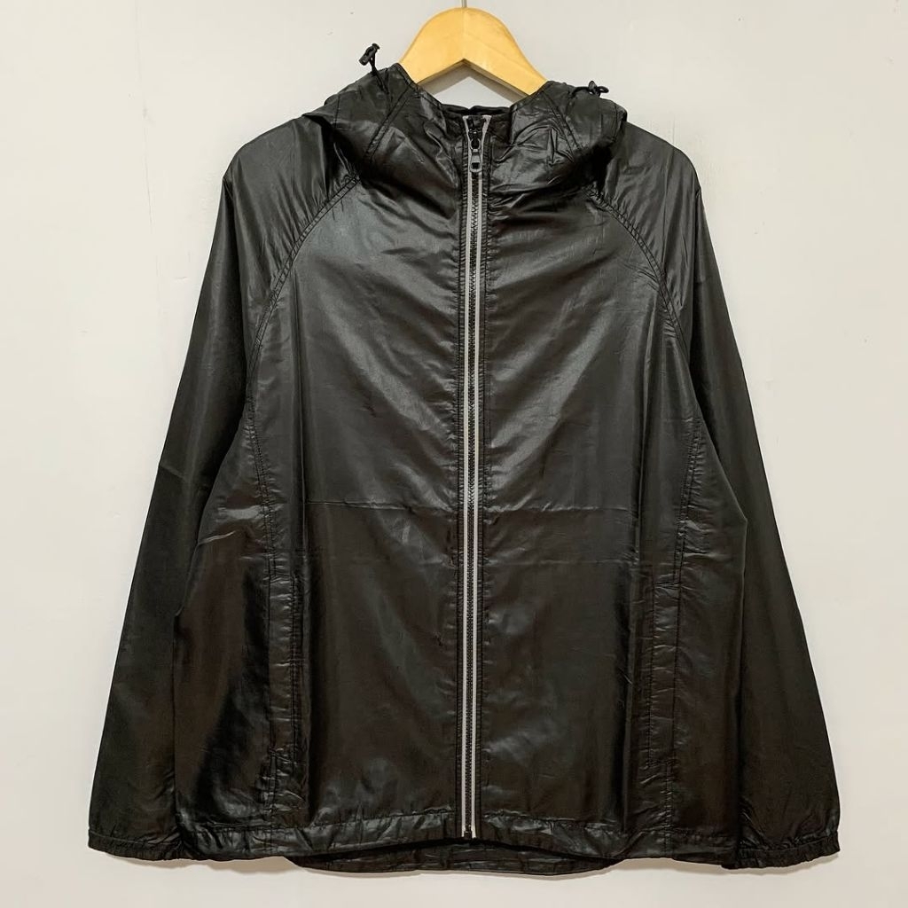 Uniqlo Running Black