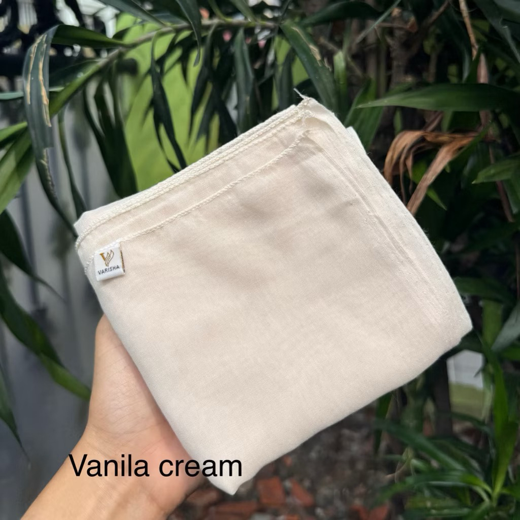 Hijab Segi Empat Paris Jadul Cream Vanilla