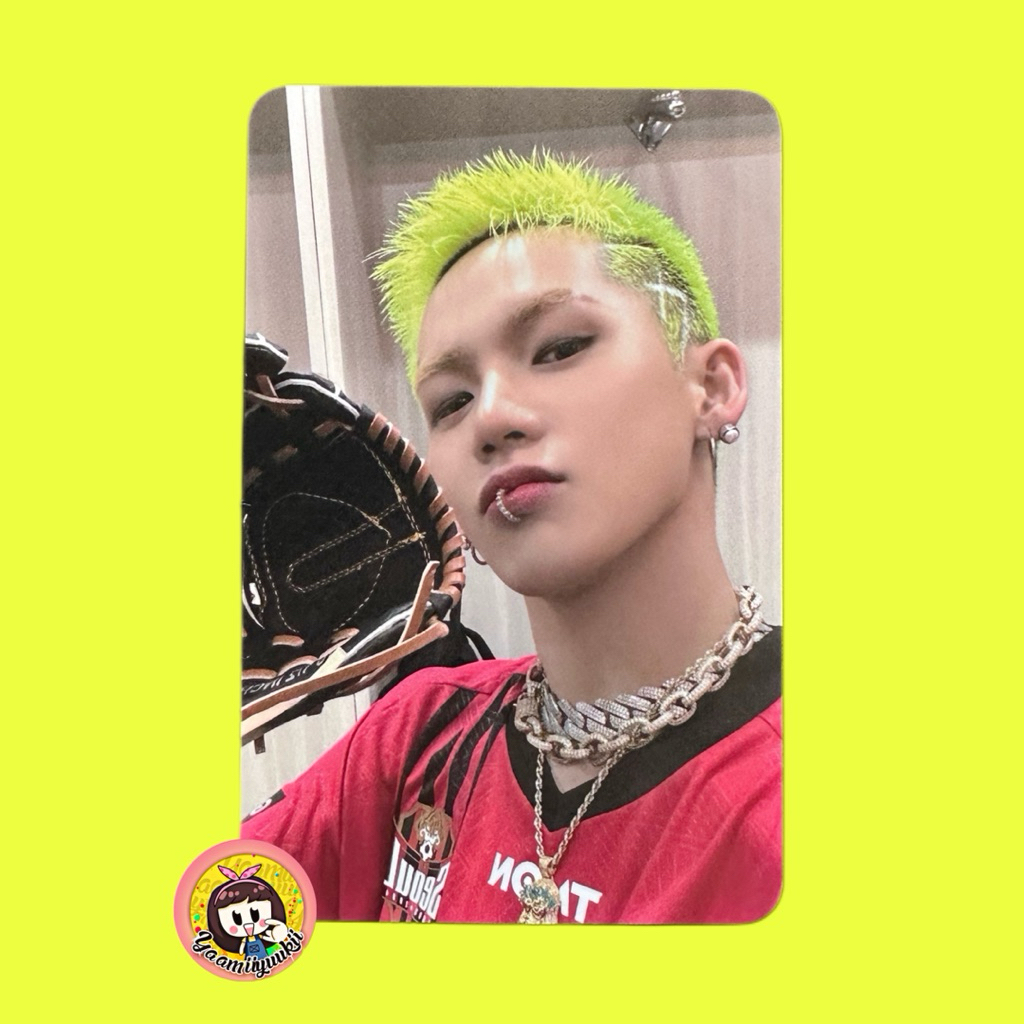 TREASURE HYUNSUK OFFICIAL PHOTOCARD PC POB BENEFIT KTOWN4U FANSIGN OFFLINE JAKARTA REBOOT