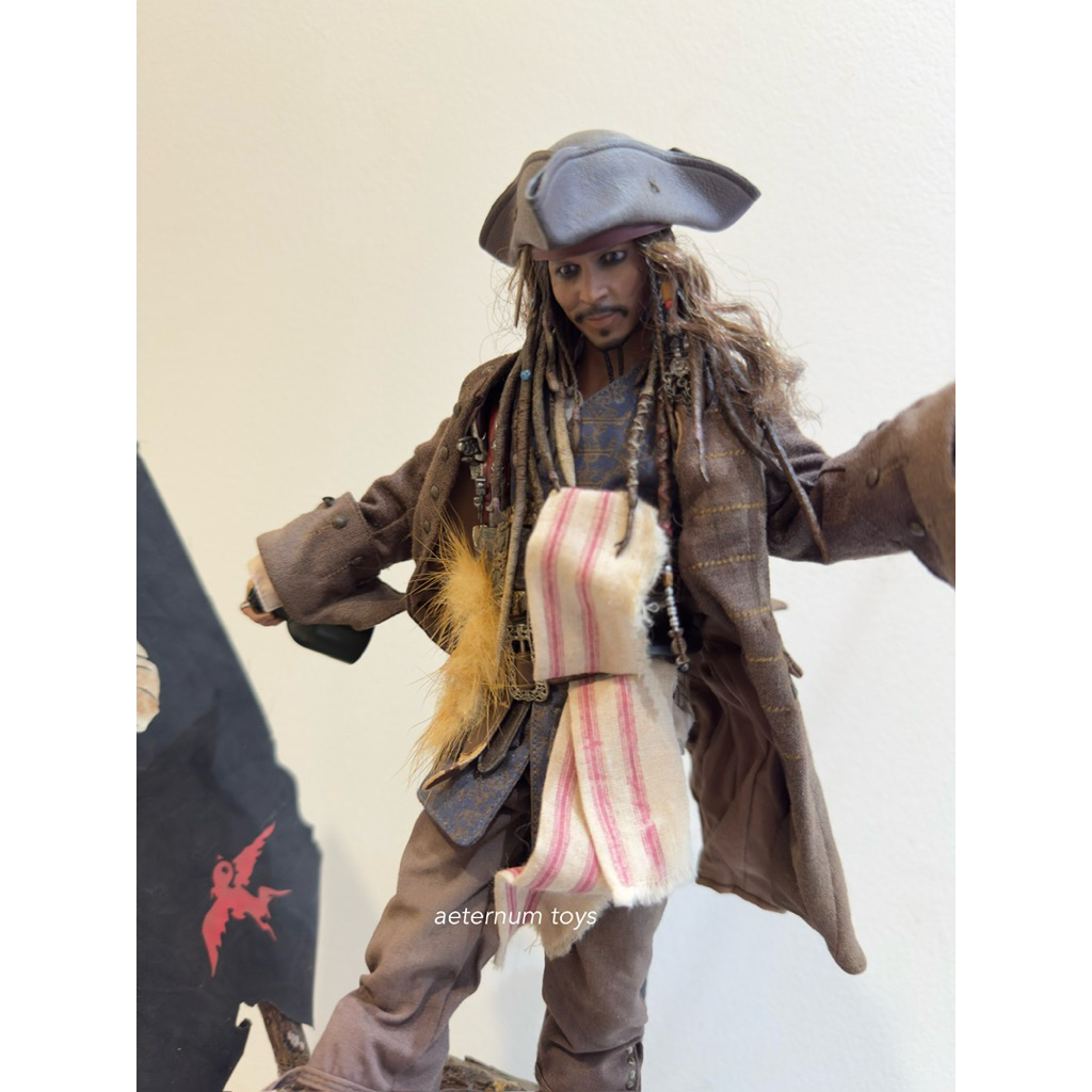 Hot Toys Jack Sparrow Dead Man Tell No Tales DX15 - BIB PERFECT