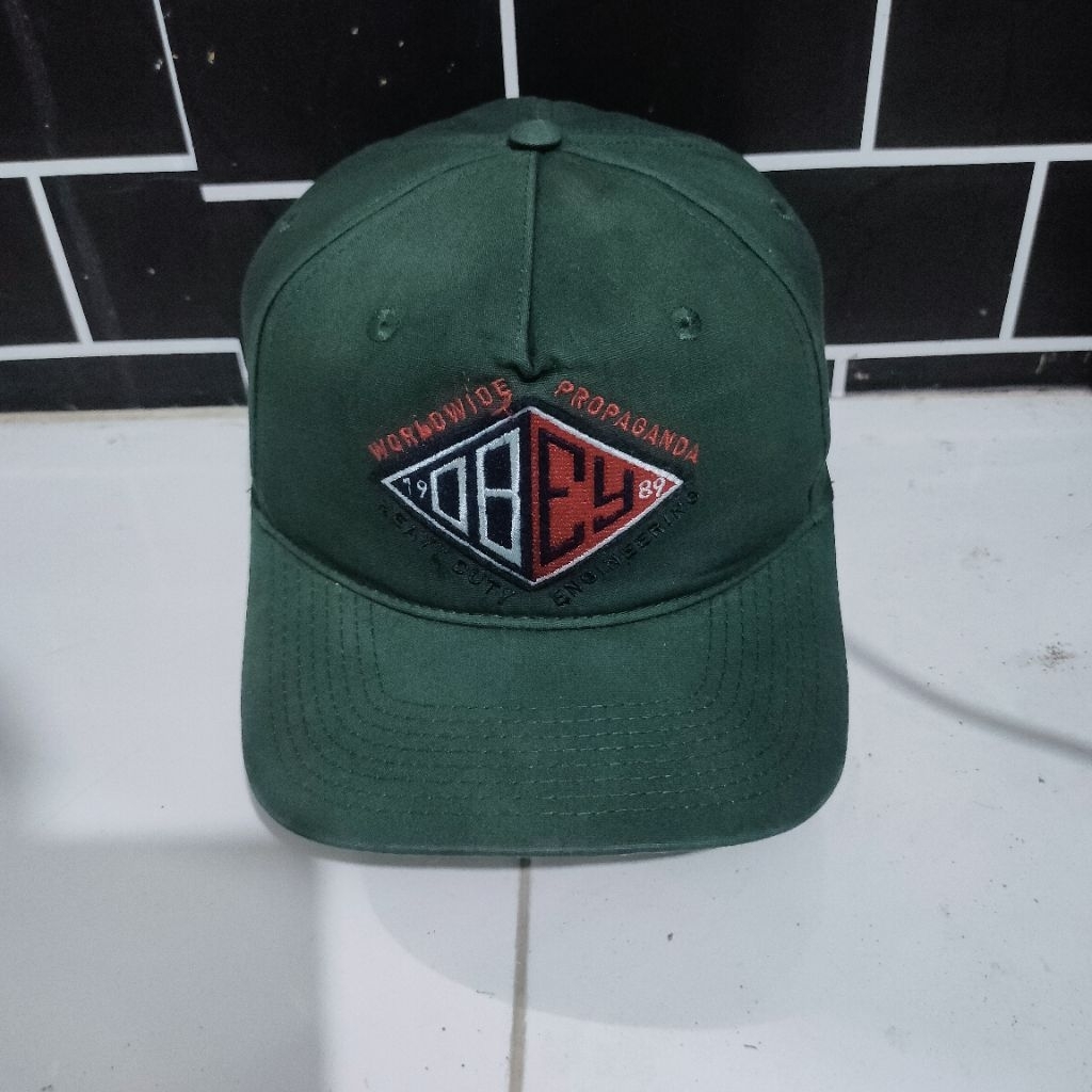 obey Propaganda vintage caps