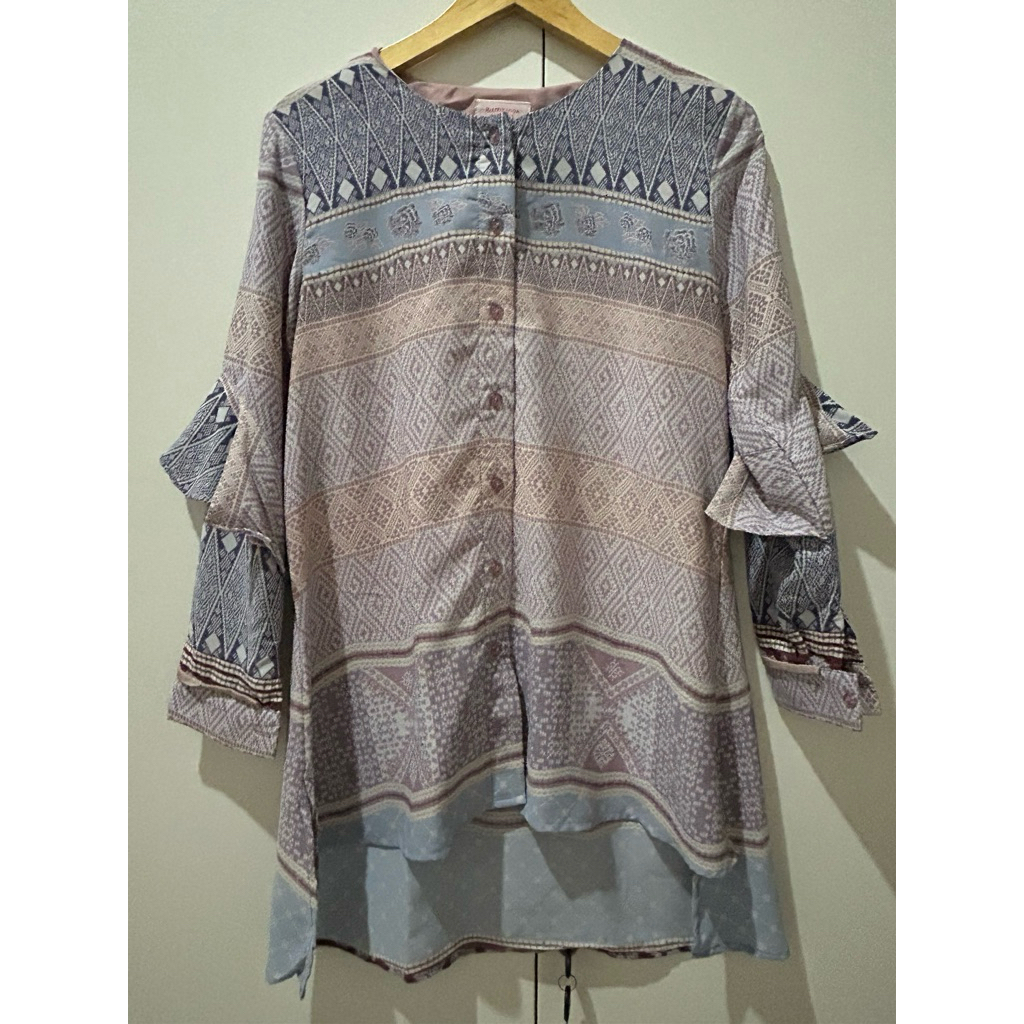 Preloved Bayur Top Lavender by Ria Miranda