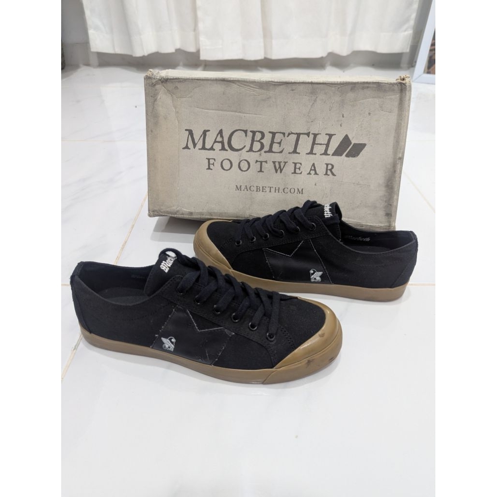 Macbeth Eliot Classic Black Gum SAMPLE (42)