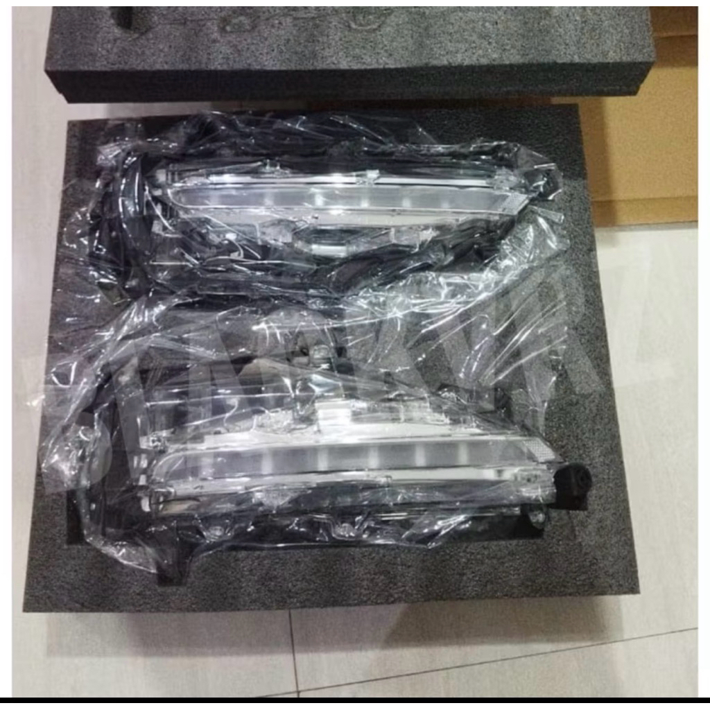DRL Fortuner GR Sein Running Fortuner GR VRZ LEGENDER Lampu Aftermarket untuk fortuner, sudah plug &