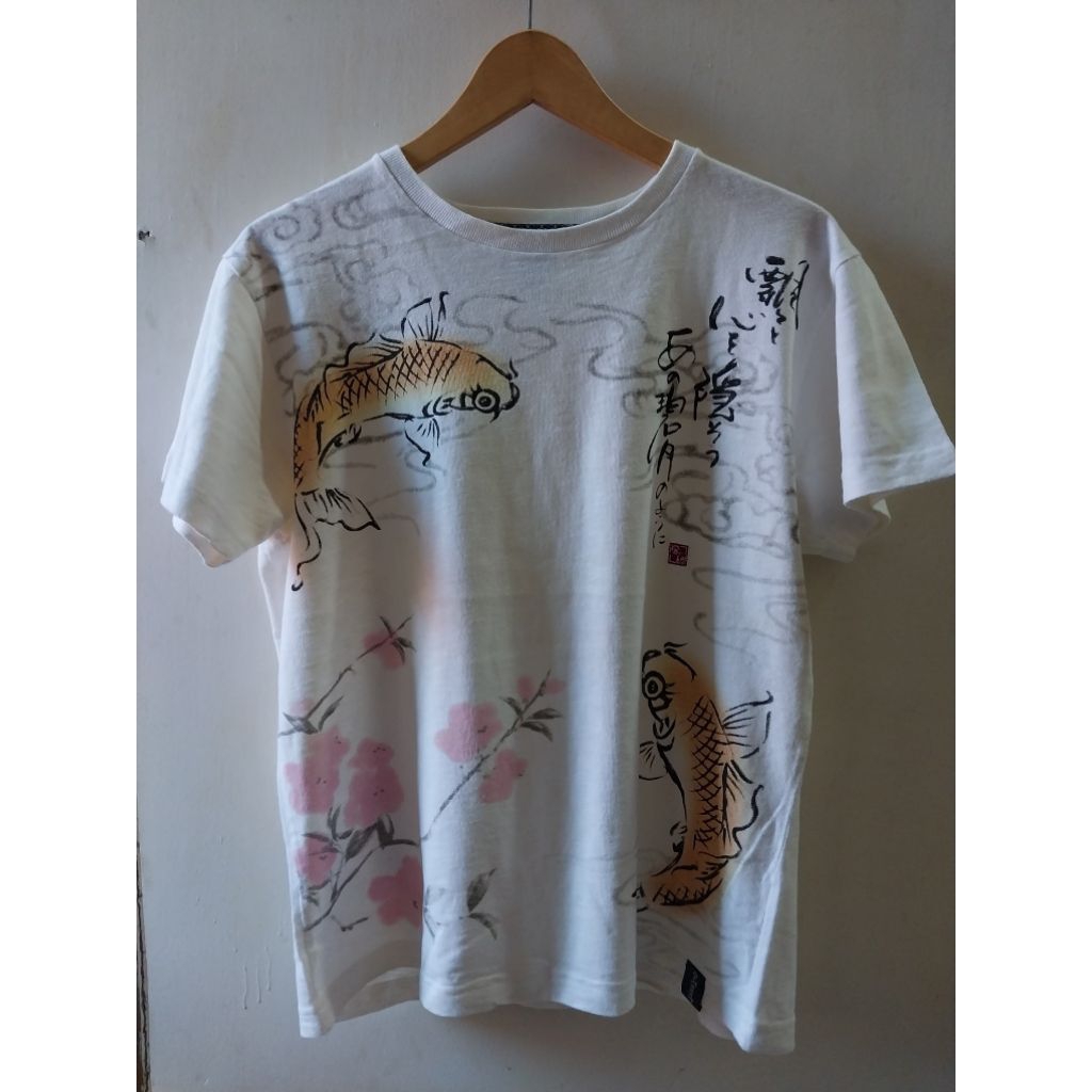 Kaos Casual Sukajan Koi Sakura Outreef Mega Print Warna Putih Atasan Lengan Pendek Pria Wanita Bahan