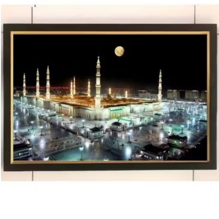 hiasan dinding lukisan cetak mekah plus bingkai ukuran 53*35