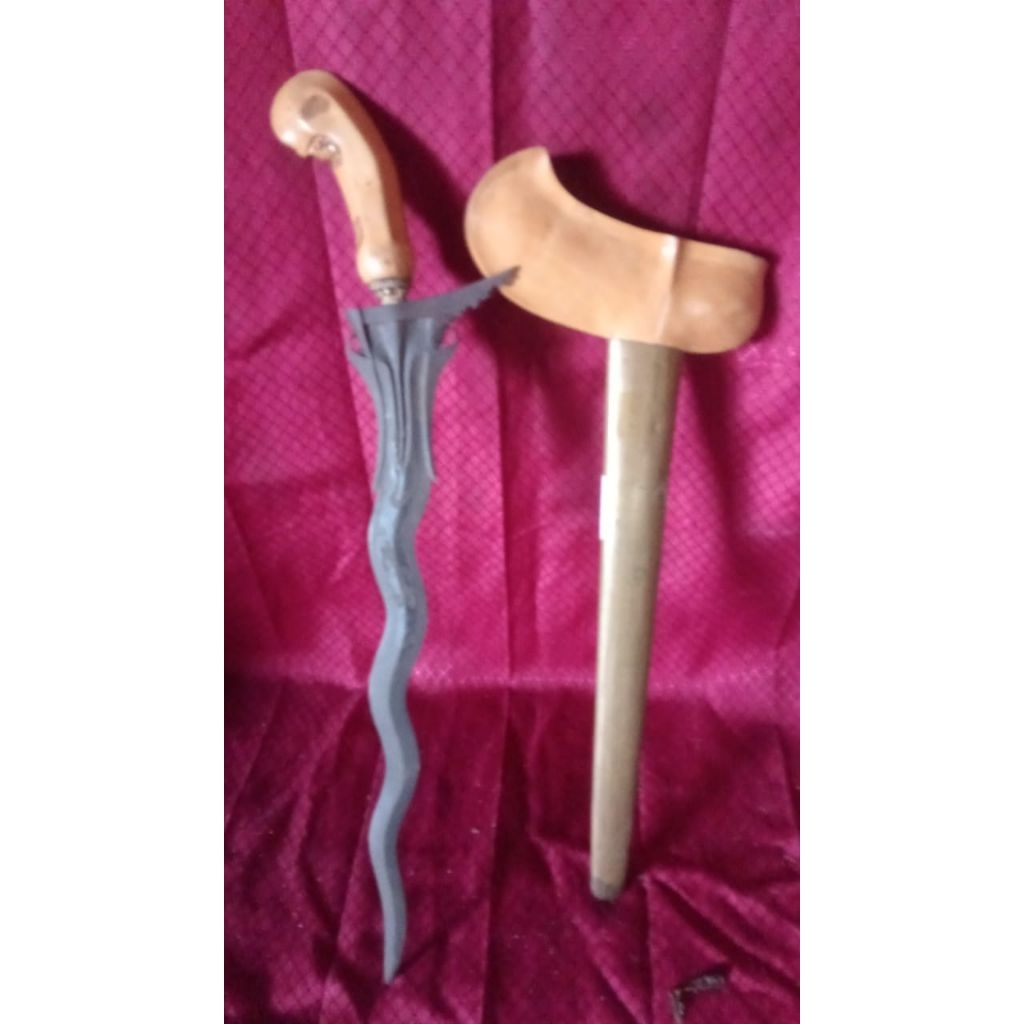 KERIS KARNO TINANDING PUDAK SETEGAL