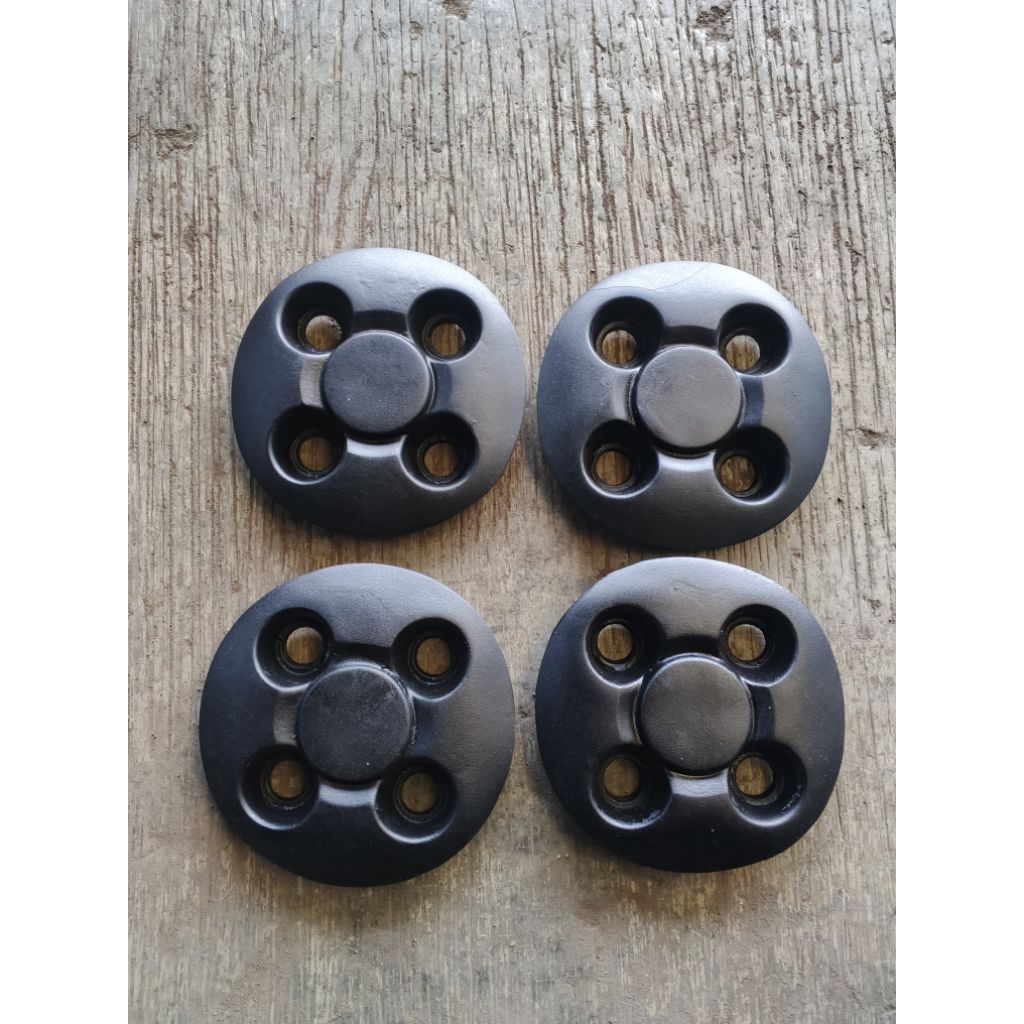 1set Wheel center dop velg Velk Kaleng besi Pcd 4x100