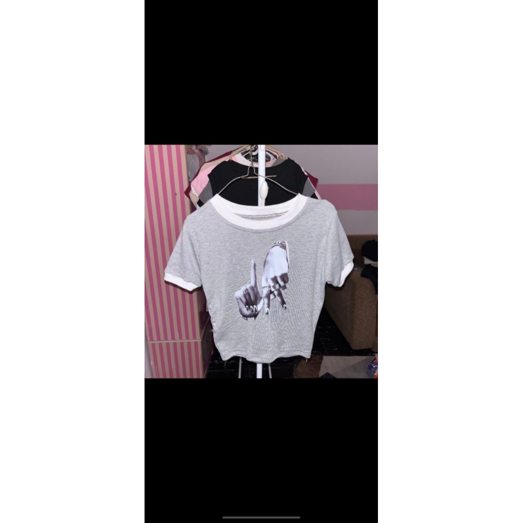 baju atasan wanita crop top model list putih abu