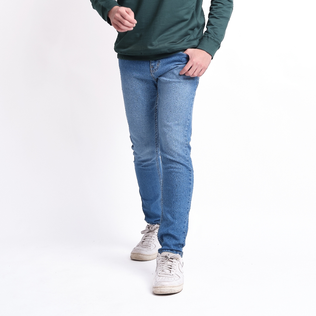 TRIPLE Celana Jeans Slim Fit Stretch (94 828 BWC)