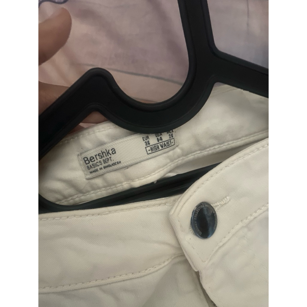 Celana Jeans Putih High Waist Bershka Original
