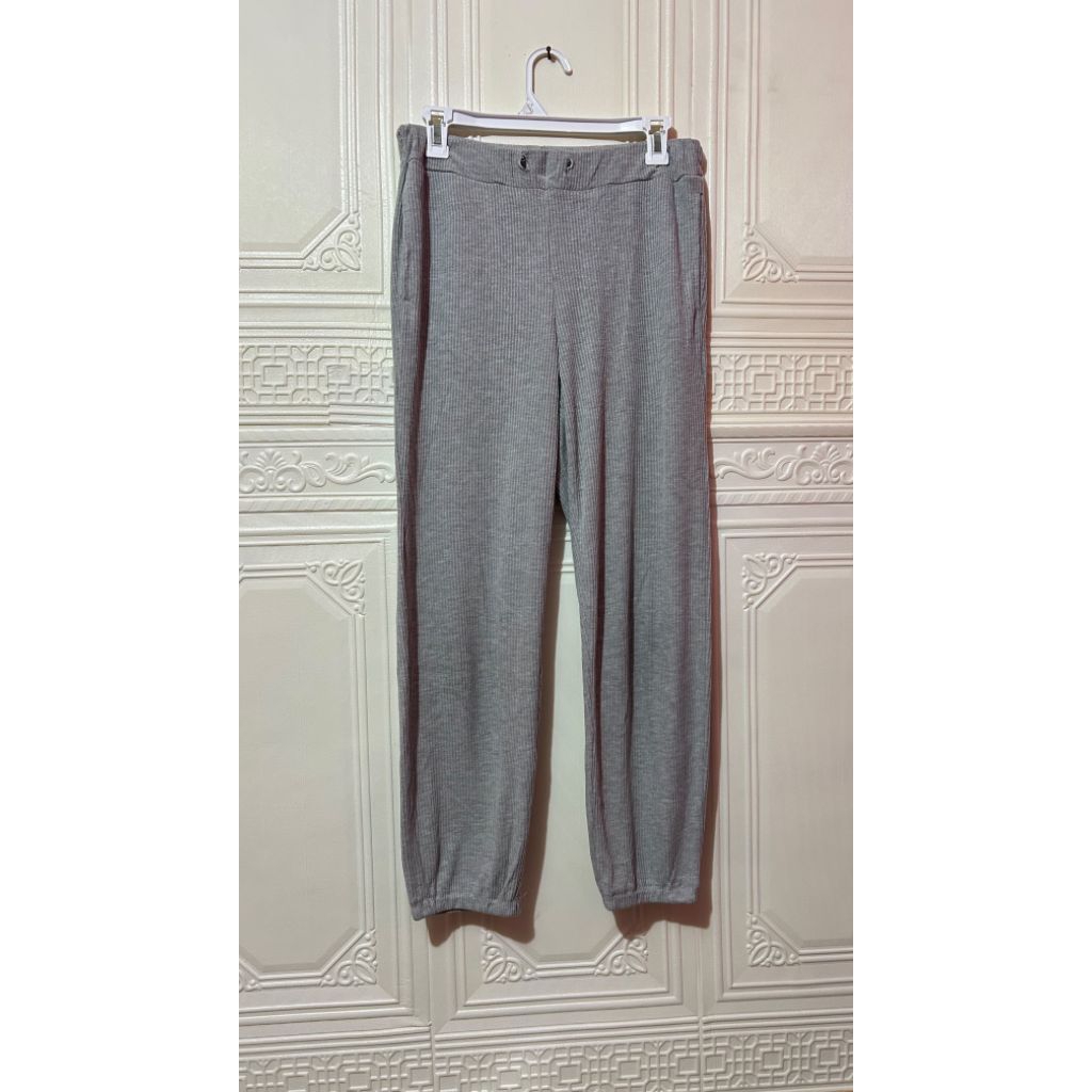 Jogger Knit GU uniqlo(deffect)