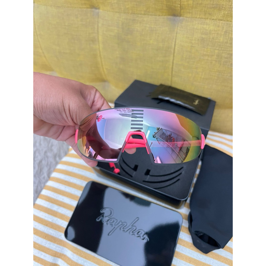 KACAMATA RAPHA PROTEAM FLYWEIGHT PINK