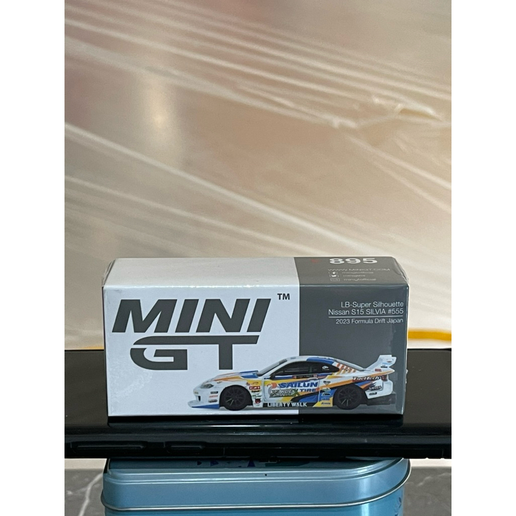 Mini GT Nissan S15 Silvia Sailun LB Super Silhouette