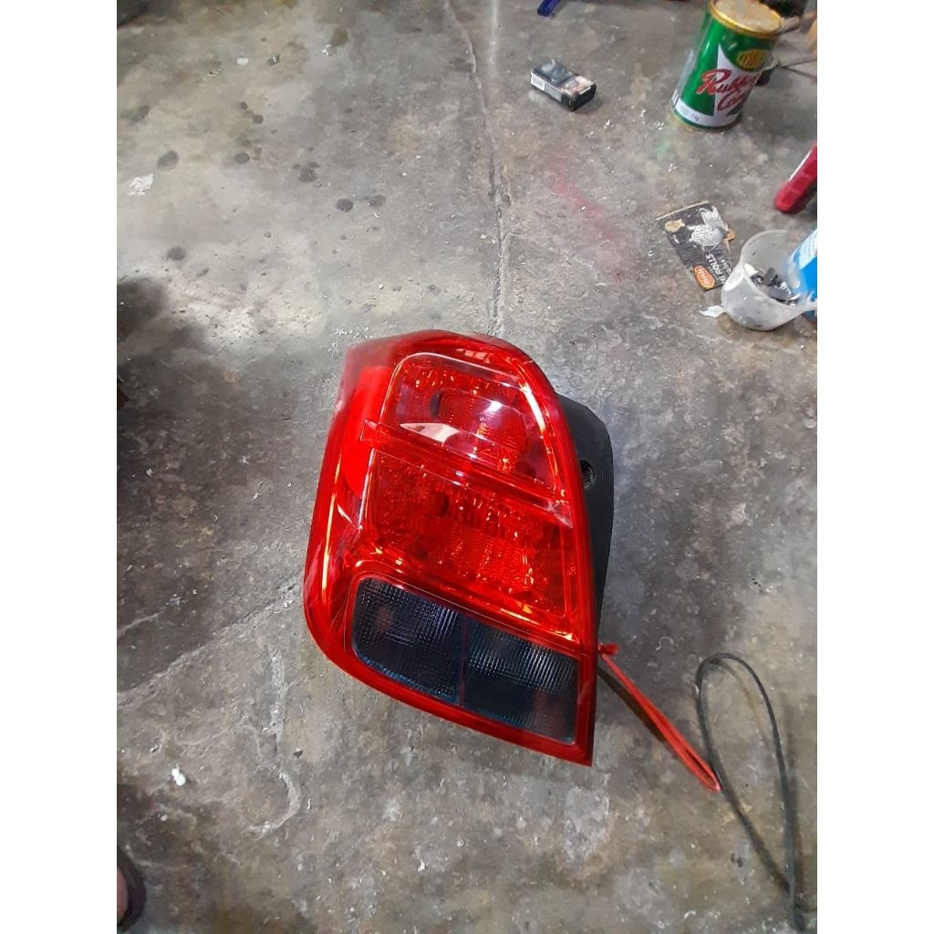 stoplamp lampu belakang Chevrolet trax
