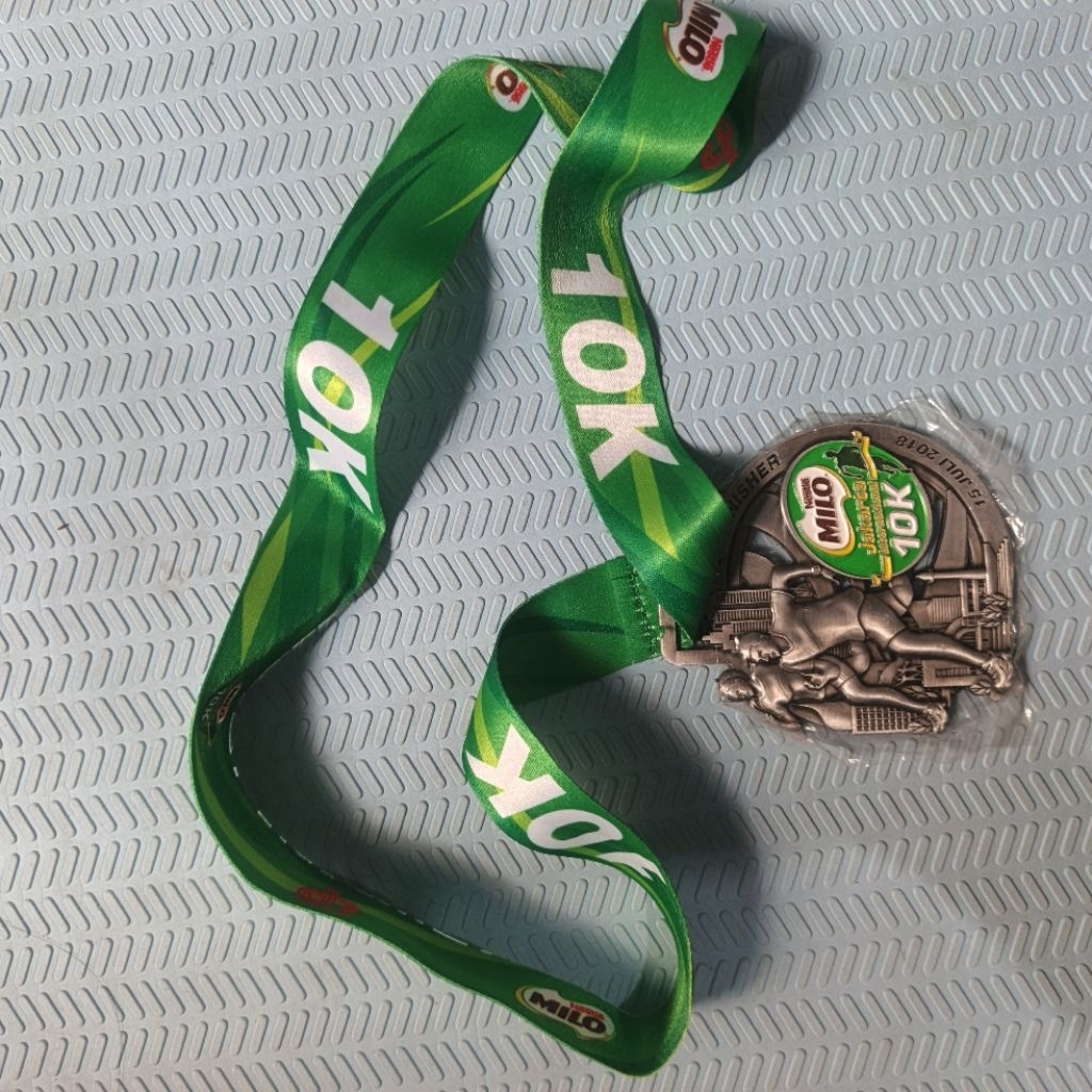 medali finisher Milo 10K