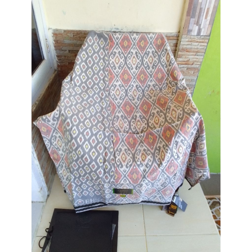 SARUNG BHS SIGNATURE KTD GOLD LAWAS