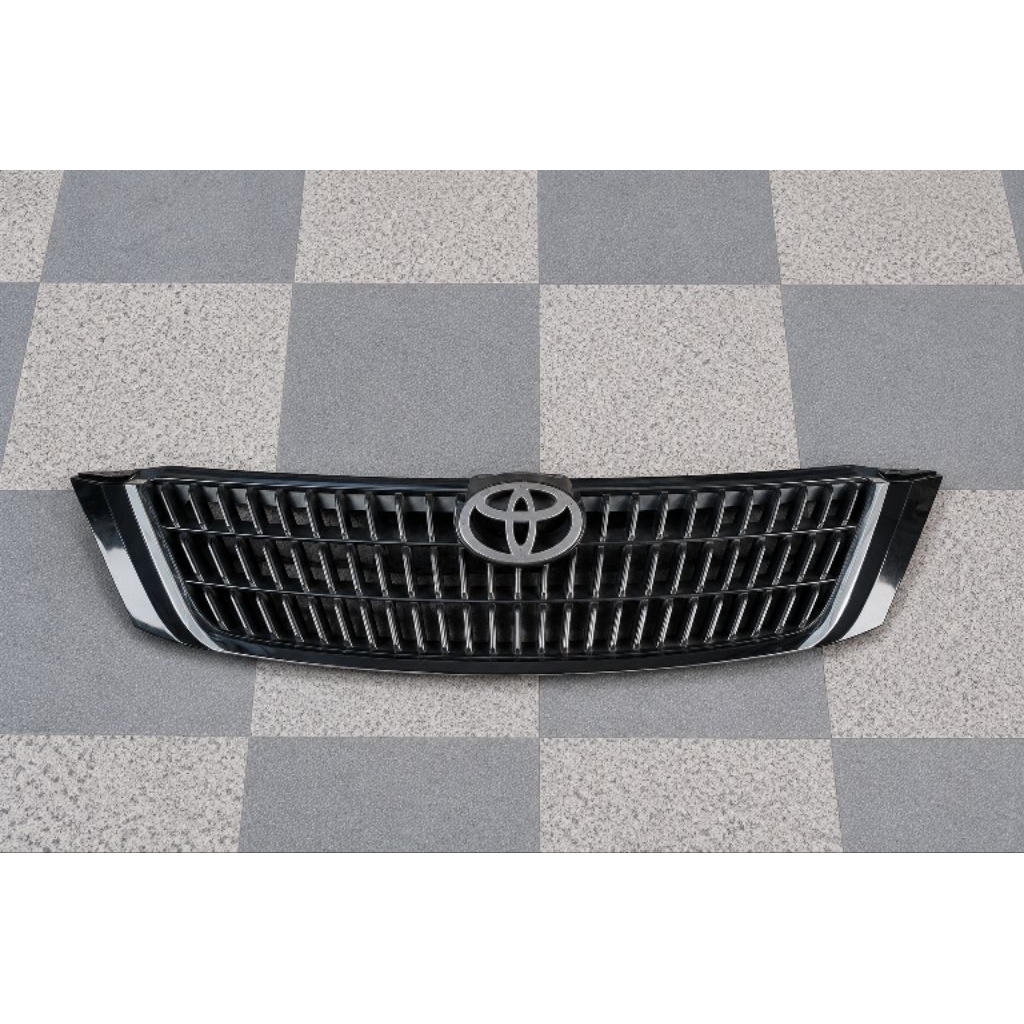 grill gril depan toyota innova 2004-2008 original